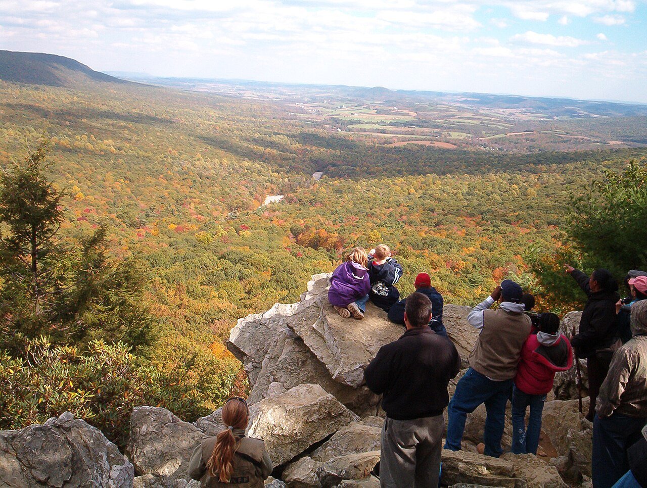 Autumn foliage and rocky overlook at Hawk Mountain, Pennsylvania